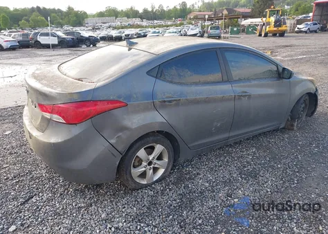 2011 Hyundai Elantra Gls z USA, uszkodzony, nr VIN 5NPDH4AE9BH056455